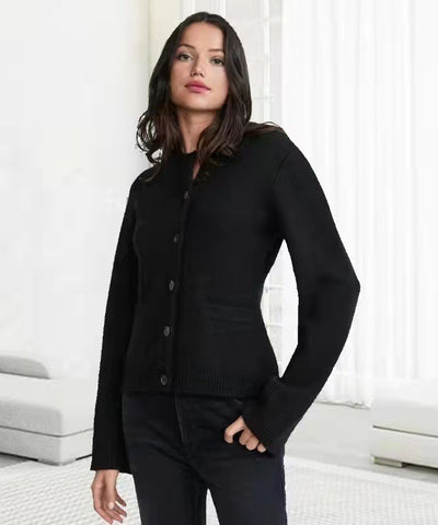 Fanilla | Classic Buttoned Cardigan
