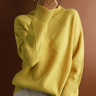 Amaria | Elegant Warm Pullover