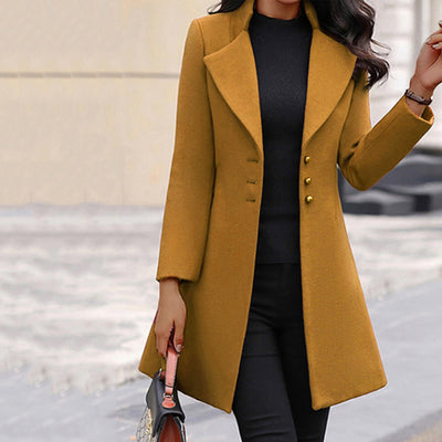 Gail | Sleek Buttoned Coat