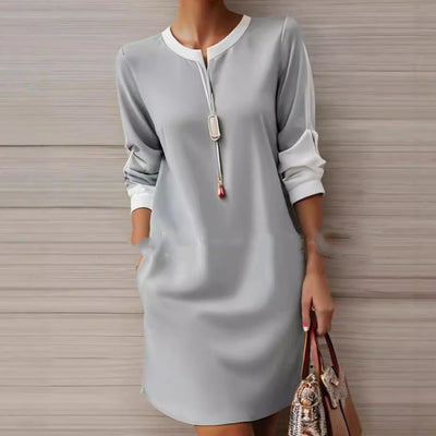Grace | Small, simple dress with round and V-neck