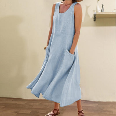Clara - Elegant Dress With Belly Coverage