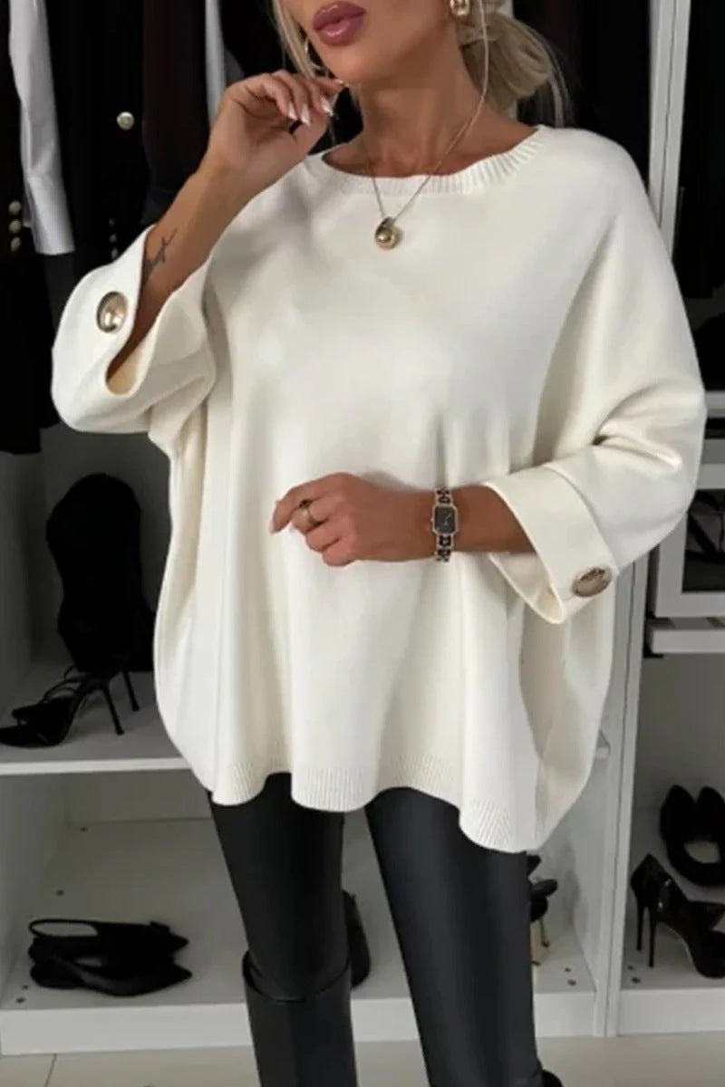 Lena - Sweater Knitted Solid Round Neck Button