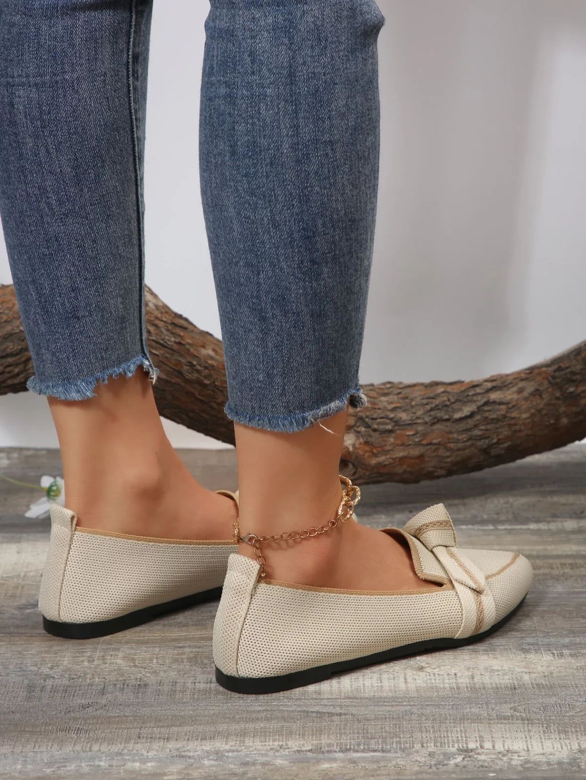 Michelle | Pointed-Toe Bow Loafers