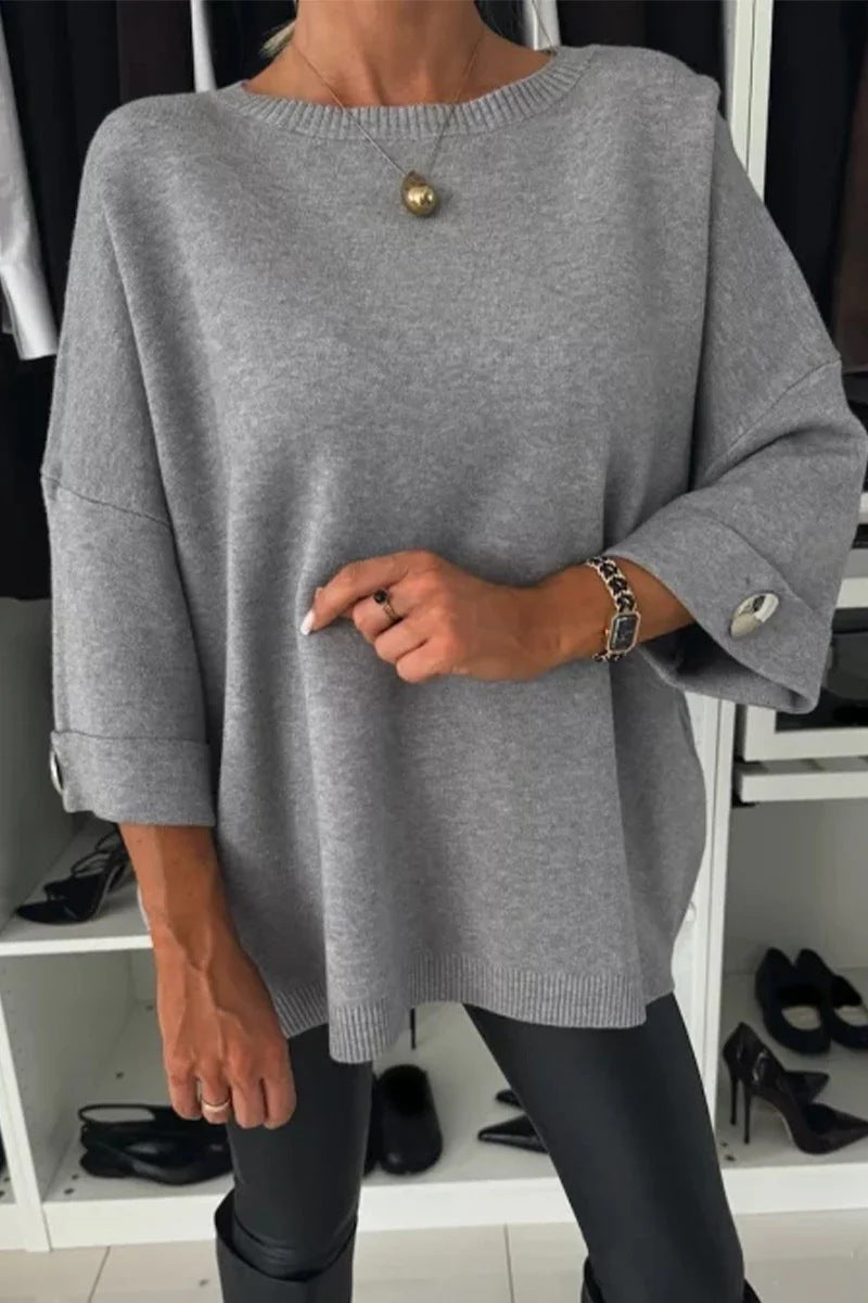 Lena - Sweater Knitted Solid Round Neck Button