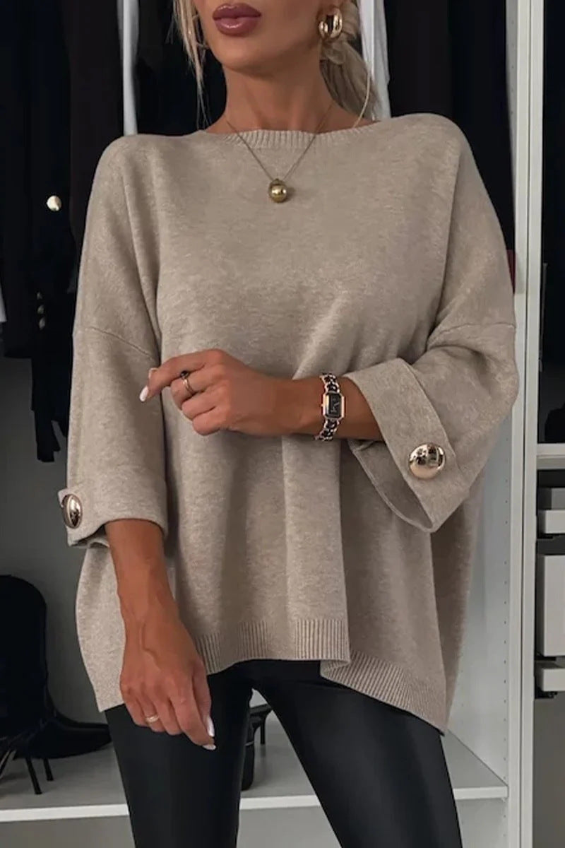 Lena - Sweater Knitted Solid Round Neck Button