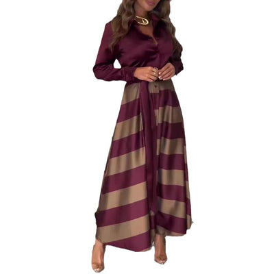 Elegantes Kleid mit Streifenmuster und Reversriemen