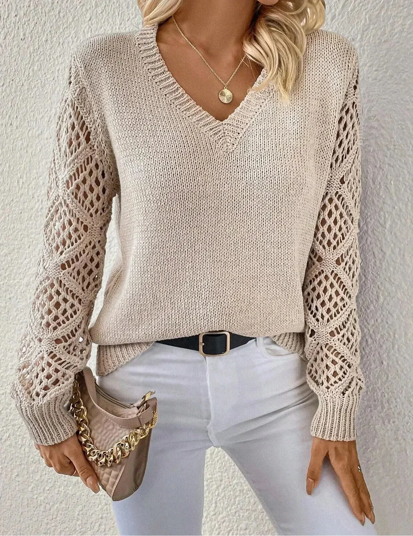 Catherine | Stylish V-Neck Sweater